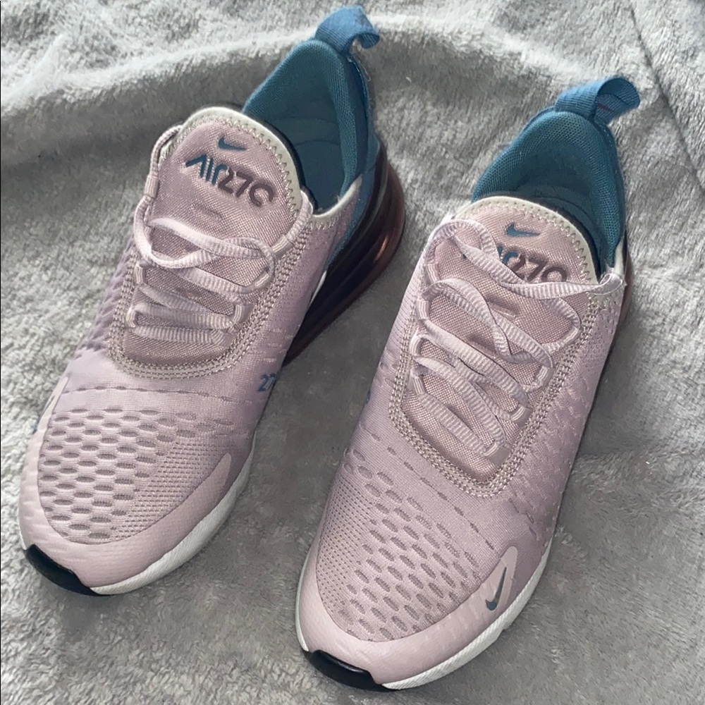 Nike Women’s Air Max 270